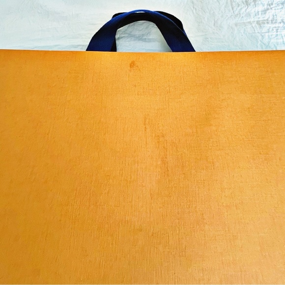 LOUIS VUTTION Large shopping bag - Picture 2 of 2